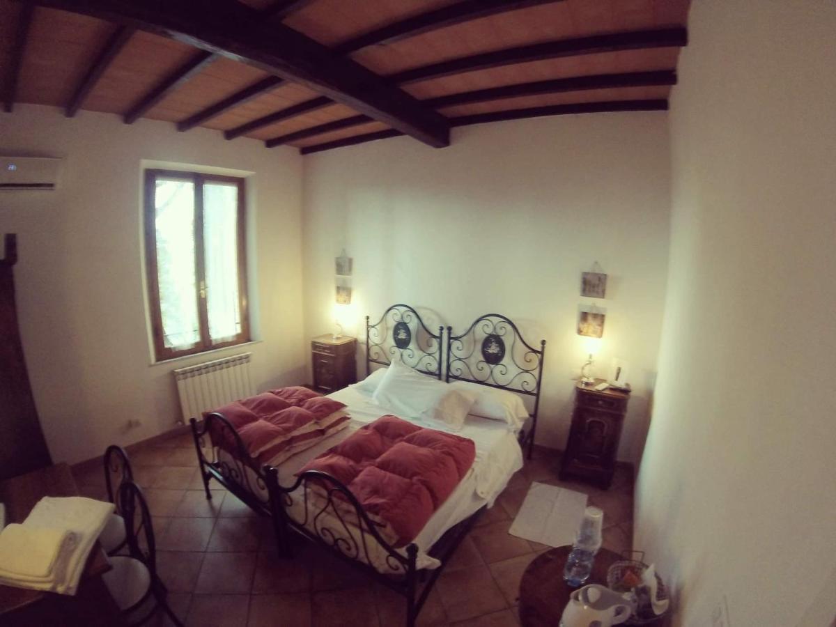 Casa Cecchi Bed & Breakfast Val di Pugna Eksteriør bilde
